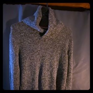 American Eagle Athletic Fit sweater